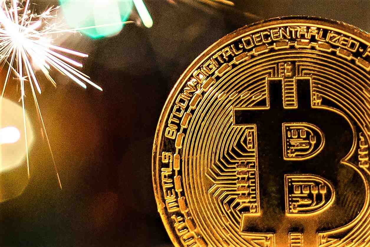 According to technical analyst, Bitcoin is in Risky Territory Bitcoin