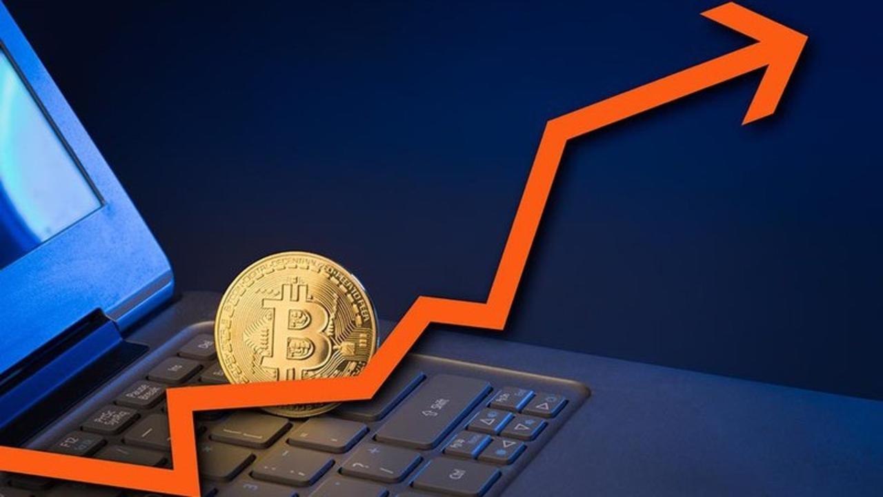 Bitcoin Price Surges to New Highs, Wall Street Reacts